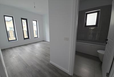 Casă cu 4 camere cu Teren 343 Mp în Berceni - 2