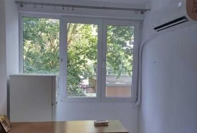 Garsoniera la 12 min de Metrou Aparatorii Patriei 31mp - 3