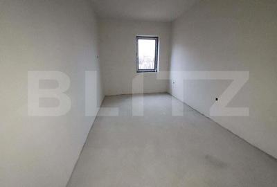 Apartament de vanzare, 3 camere, semidecomandat, bloc nou, zona Pod IRA - 2