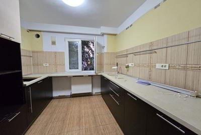 3 camere Brancoveanu Covasna centrala termica liber parcare - 1