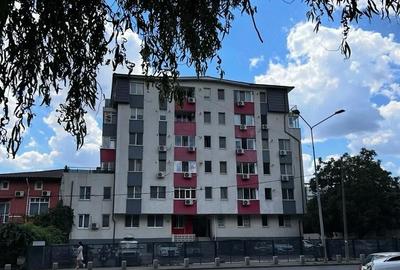 Apartament cu 3 camere decomandat în Apărătorii Patriei - 10