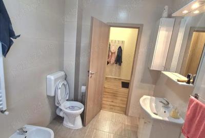 Apartament cu 3 camere decomandat în Podgoria - 2