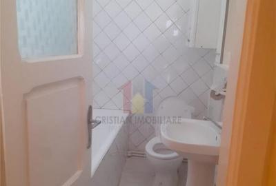 Casa 5 camere, caramida, Teren - 250 mp, zona Centrala - 9