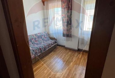 Spațiu comercial, de 320 mp, în Prislop - 7