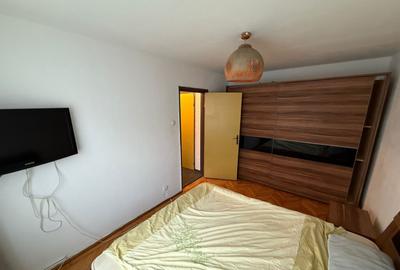 Apartament 2 camere, etaj 1, balcon, baie cu geam zona - 13