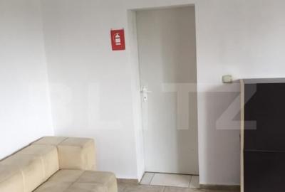 Casă cu 2 camere cu Teren 5600 Mp în Central - 8