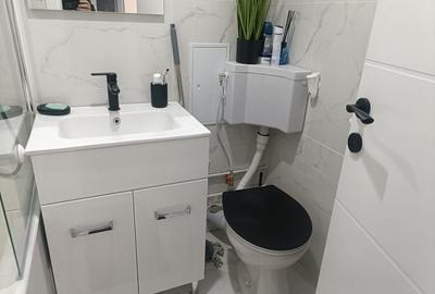 Apartament cu 2 camere decomandat în Titan - 3