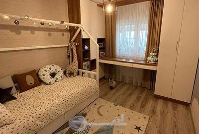 Apartament cu 3 camere decomandat, mobilat în Frumoasa