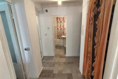 Vand apartament decomandat cu 2 camere Fetesti - 2