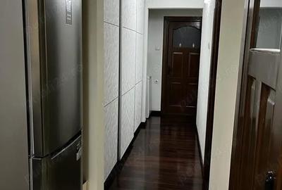 Apartament cu 3 camere decomandat în Lunei - 2