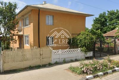 Casă cu 4 camere cu Teren 1170 Mp în Central - 8
