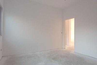 Casă cu 4 camere cu Teren 1280 Mp în Zimandu Nou - 2