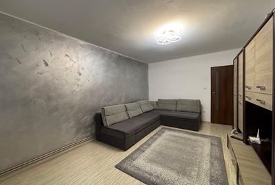 Apartament cu 2 camere decomandat, mobilat în Vasile Aaron - 3