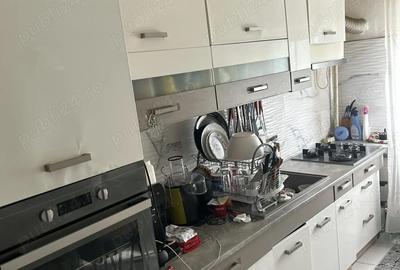 Apartament cu 4 camere decomandat în Craiovița Nouă - 9