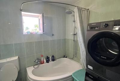 Inchiriez apartament spatios [64 mp] zona Calea Moldovei,cu parcare inclusa - 2