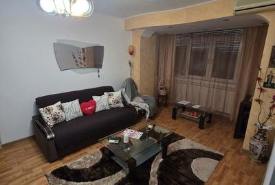 Apartament cu 3 camere în Central - 1