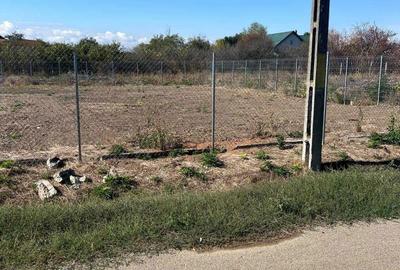 Spațiu comercial, în Pielești