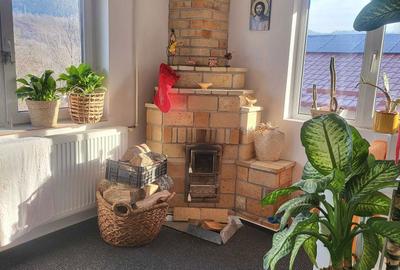 Casă cu 4 camere în Liceul Militar - 2