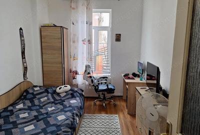 Apartament cu 4 camere decomandat în Central - 6