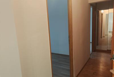 Apartament 3 camere liber la vanzare zona Astra - 6