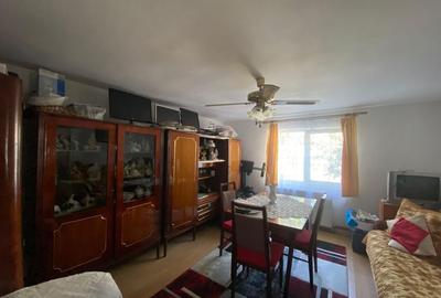 Casa spatioasa de vanzare in Mehala - 4 camere + garaj si terasa - 6