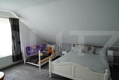 Casa de vanzare cu piscina - 14