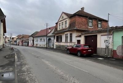 Casă cu 4 camere în Central - 4