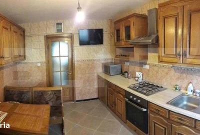 Apartament cu 4 camere în Nicolina - 4