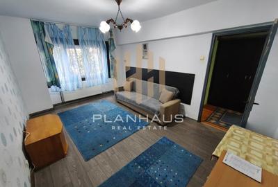 Apartament de vânzare situat la etajul 1 pe Bulevardul Decebal - 1