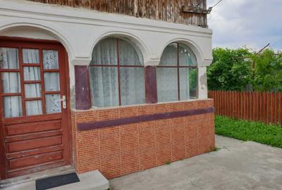 Casă cu 4 camere în Stâlpeni - 6