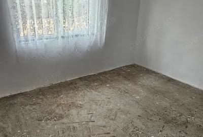 Casă cu 5 camere în Luciu - 9