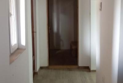 Casă cu 4 camere în Udeni - 6