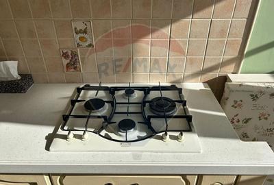 De vanzare apartament de lux pe Blvd. Decebal - 7