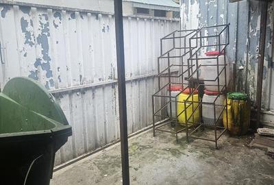 Spațiu comercial, de 450 mp, în Titan - 1