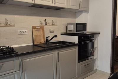 2 Camere, Imbunatatiri de Lux, Aproape de Plaja, 70 Mp - 32