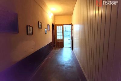 Casă individuală cu 3 camere cu Canalizare în Central - 9