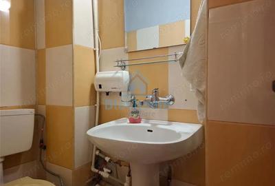 Apartament cu 3 camere decomandat în 1 Mai - 3