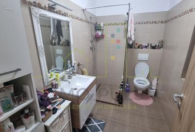 Duplex cu 4 camere cu Teren 394 Mp în Moșnița Veche - 8