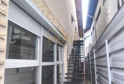 Casă cu 5 camere cu Teren 287 Mp în Central - 8