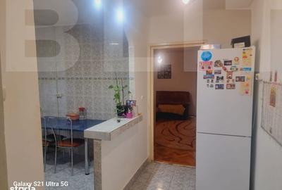Apartament cu 3 camere semidecomandat în Central - 2