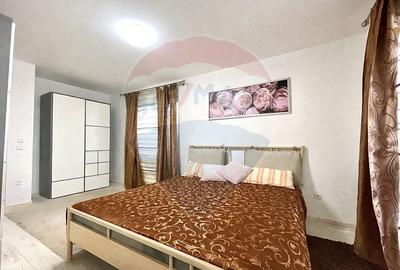 Casă cu 4 camere cu Teren 400 Mp în Central - 13