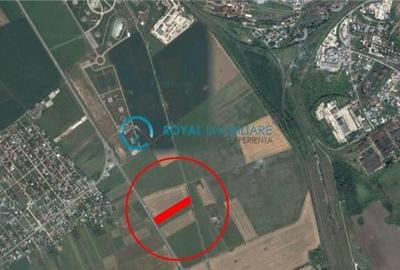 Teren agricol intravilan de 15000 mp, în Vest