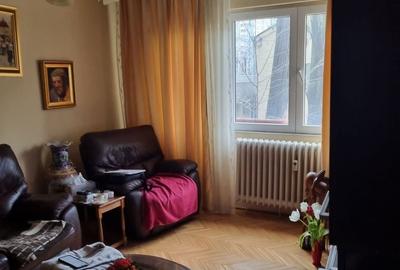 Apartament cu 3 camere decomandat, mobilat în Valea Ialomiței - 2