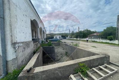 Spațiu industrial, de 1,252 mp, în Jariștea - 15