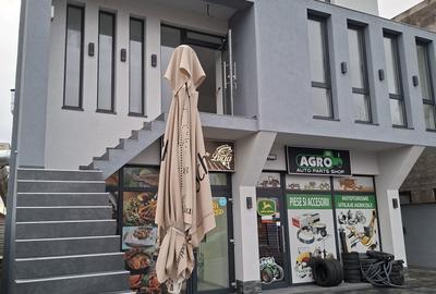 Spațiu comercial, de 90 mp, în Central - 2
