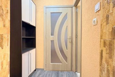 Apartament cu 3 camere semidecomandat, mobilat în Girocului - 7