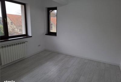 Casă cu 4 camere cu Teren 650 Mp în Valea Lupului - 8