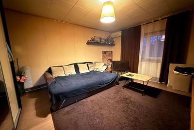 APARTAMENT 3 CAMERE ZONA NERVA TRAIAN - 2