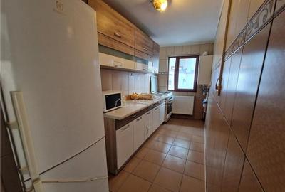 Casa pe sol, eleganta - Piata Mare - 7