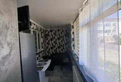 Proprietar inchiriez garsoniera langa primaria Bragadiru 50m parter +loc parcare - 1